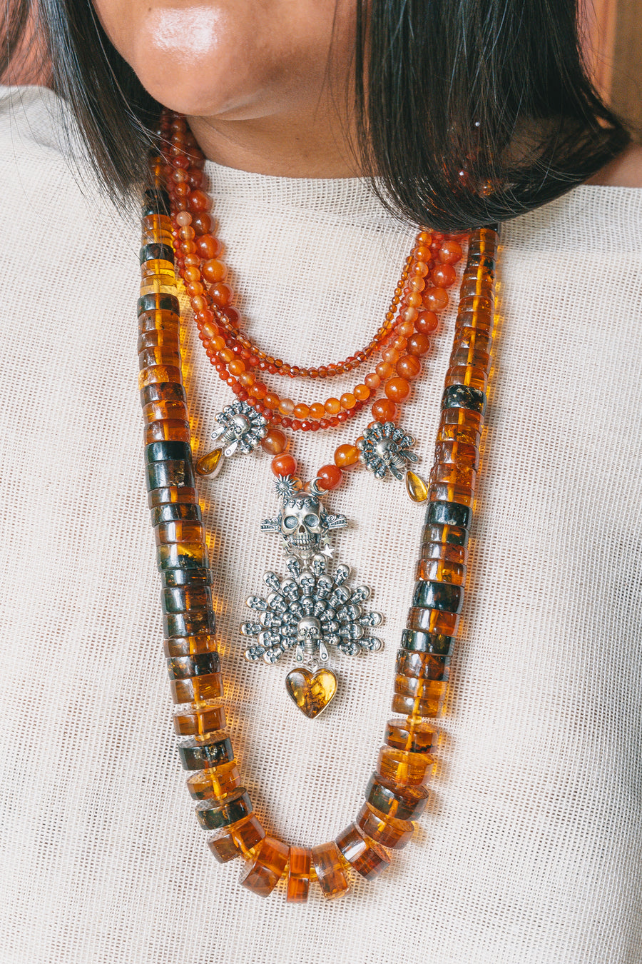 Collar Agave Colorata, joya de plata .925, con ámbar – Gabriela Sánchez (vista 5)