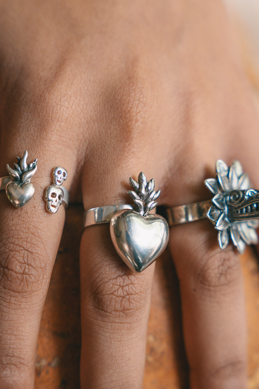 Anillo Corazón Fuego, joya de plata .925 – Gabriela Sánchez (vista 3)