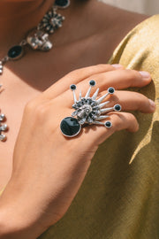 Anillo Encuentro de Almas, joya de plata .925, con ónix – Gabriela Sánchez (vista 3)