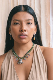 Collar Guerrero Águila, joya de plata .925, con jade y fucsita – Gabriela Sánchez (vista 2)