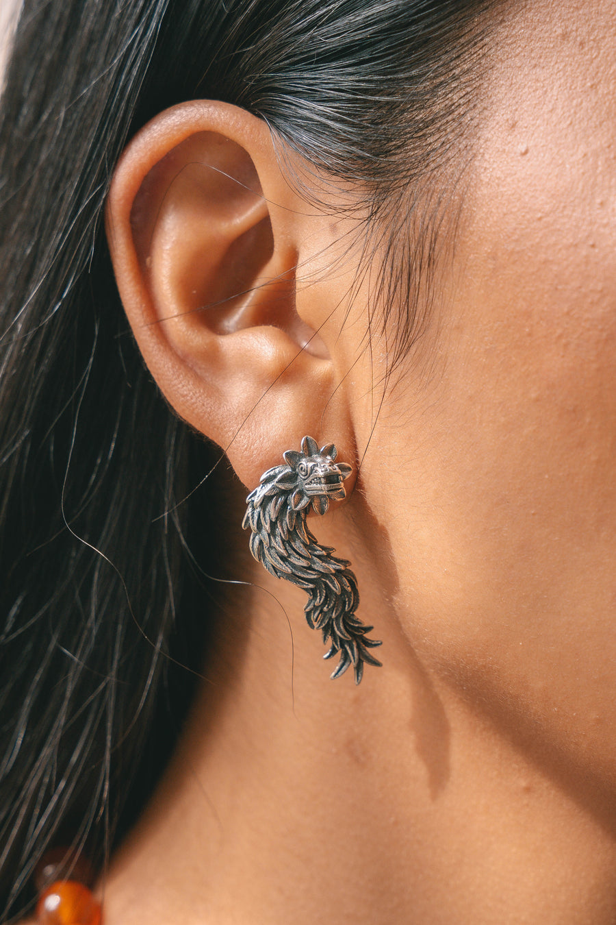 Aretes Quetzalcóatl, joya de plata .925 – Gabriela Sánchez (vista 4)