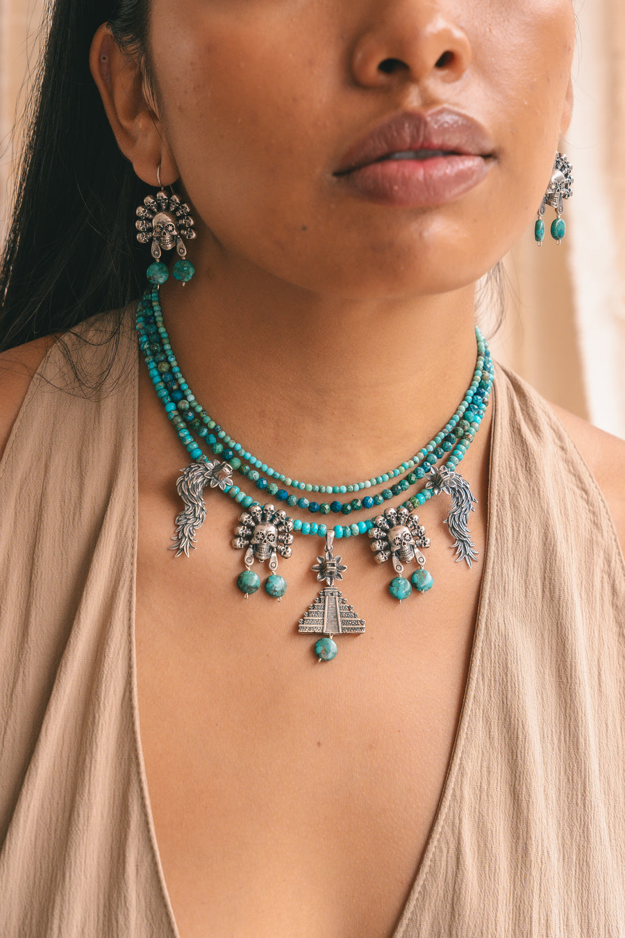 Collar Momento Sagrado, joya de plata .925, con turquesa y crisocola – Gabriela Sánchez (vista 3)