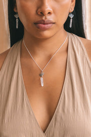 Dije Agave de los Dioses, joya de plata .925, con cuarzo – Gabriela Sánchez (vista 3)