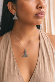 Aretes Eclipse Prehispánico, joya de plata .925 – Gabriela Sánchez (vista 4)