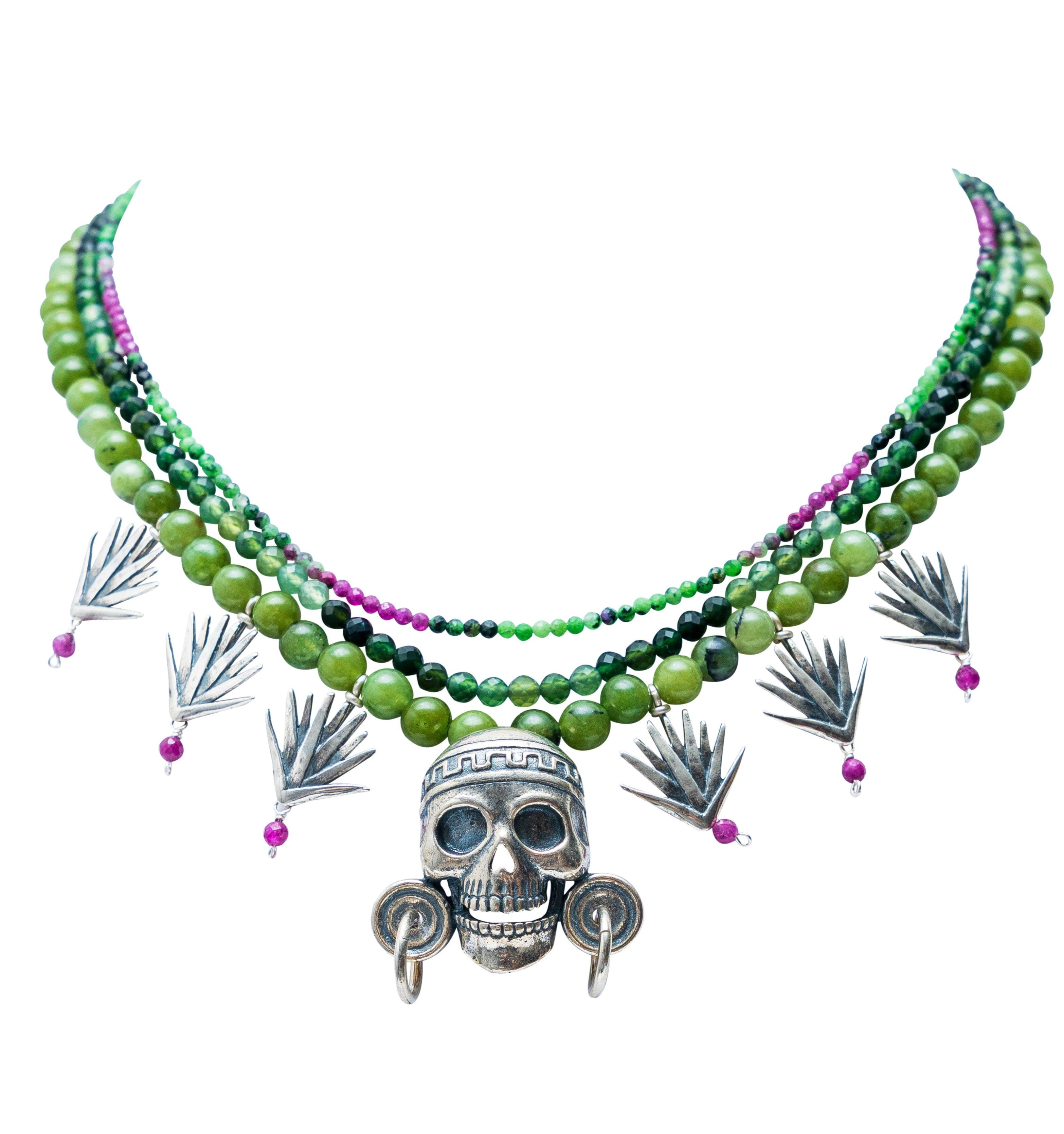 Collar Guerrero Águila, joya de plata .925, con jade y fucsita – Gabriela Sánchez