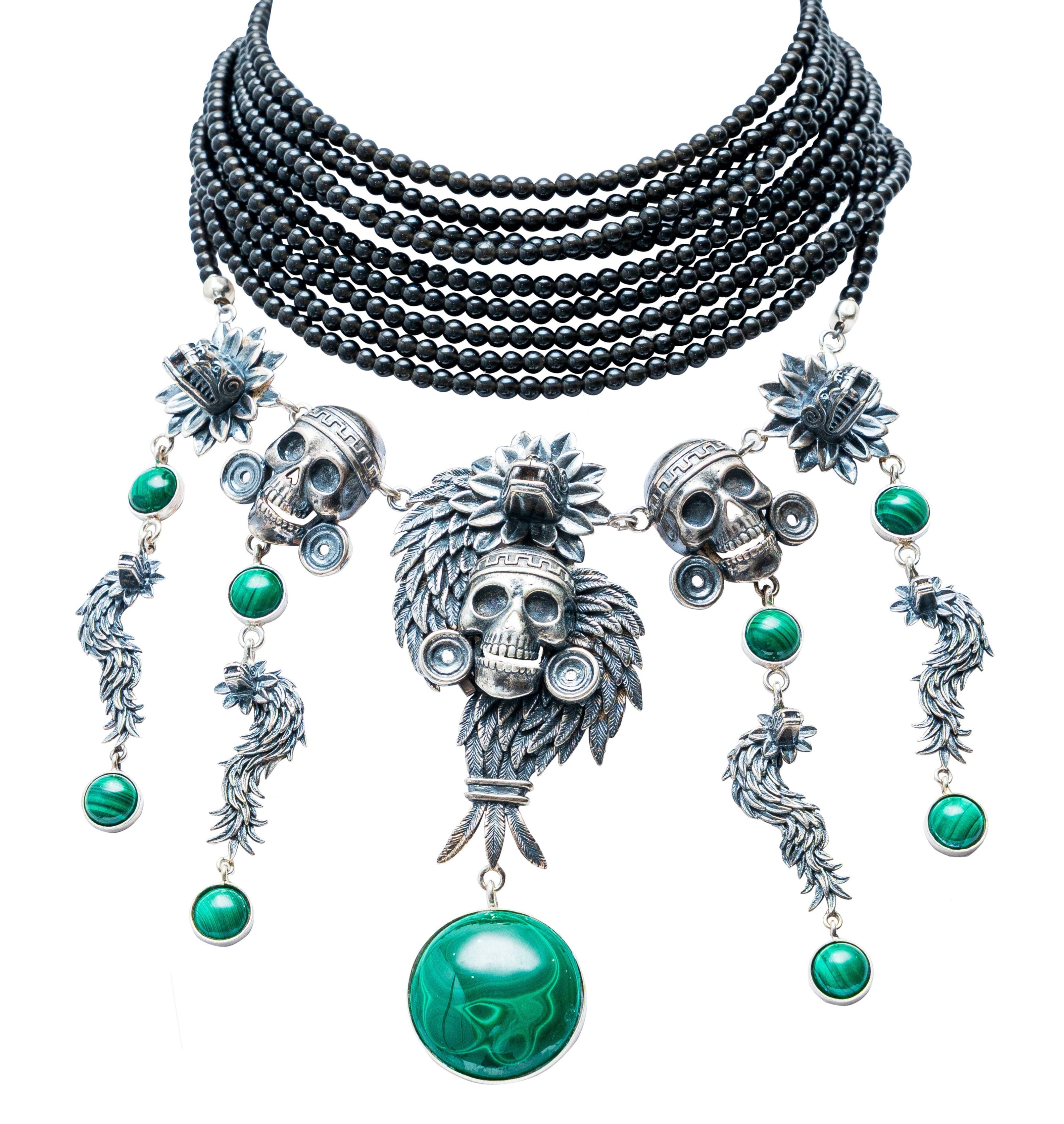 Collar Recorrido de Plumas, joya de plata .925, con cuarzo ahumado y malaquita – Gabriela Sánchez
