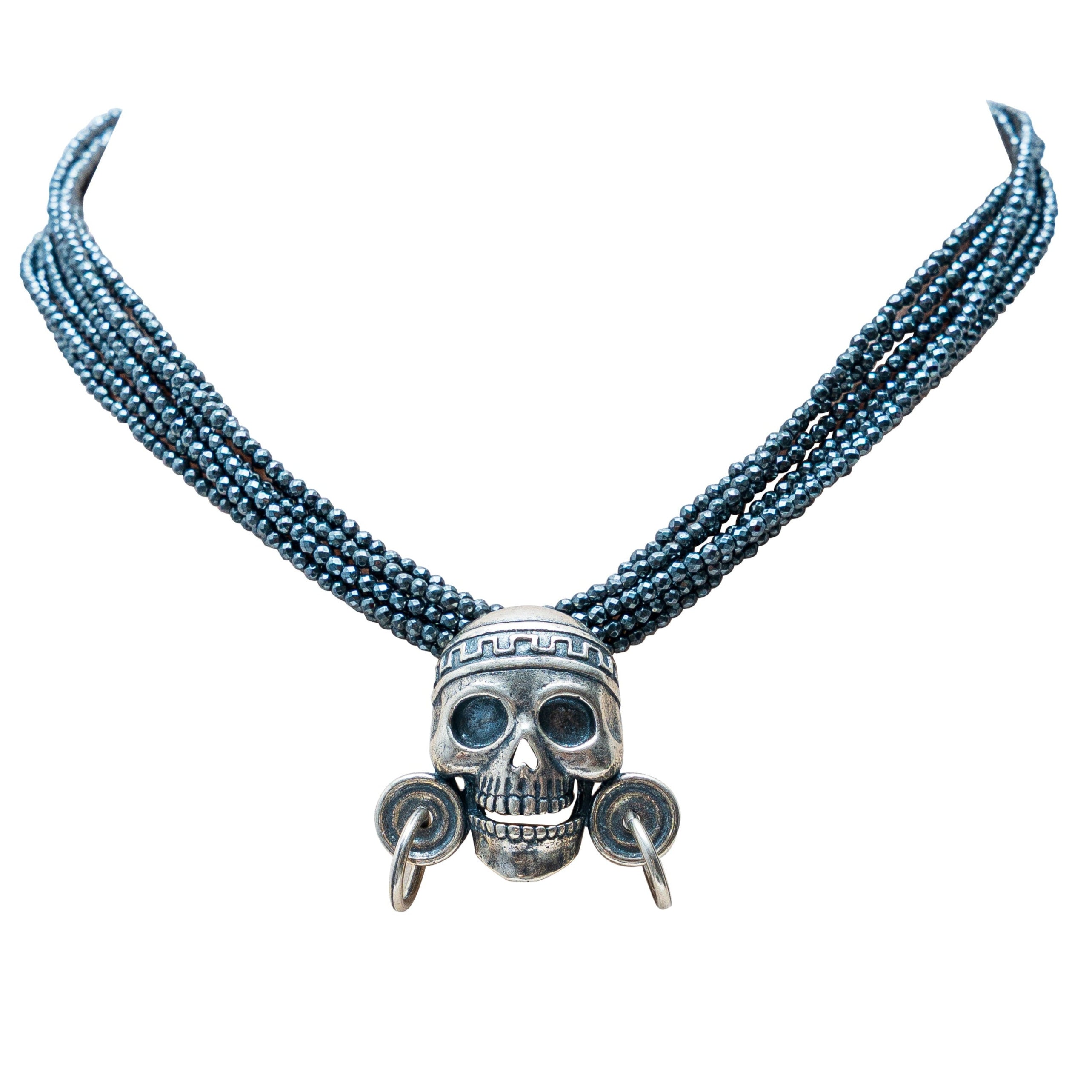 Collar Guardián, joya de plata .925, con hematita – Gabriela Sánchez