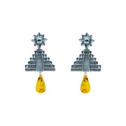 Aretes Pirámide del Sol, joya de plata .925, con ámbar – Gabriela Sánchez (vista 2)