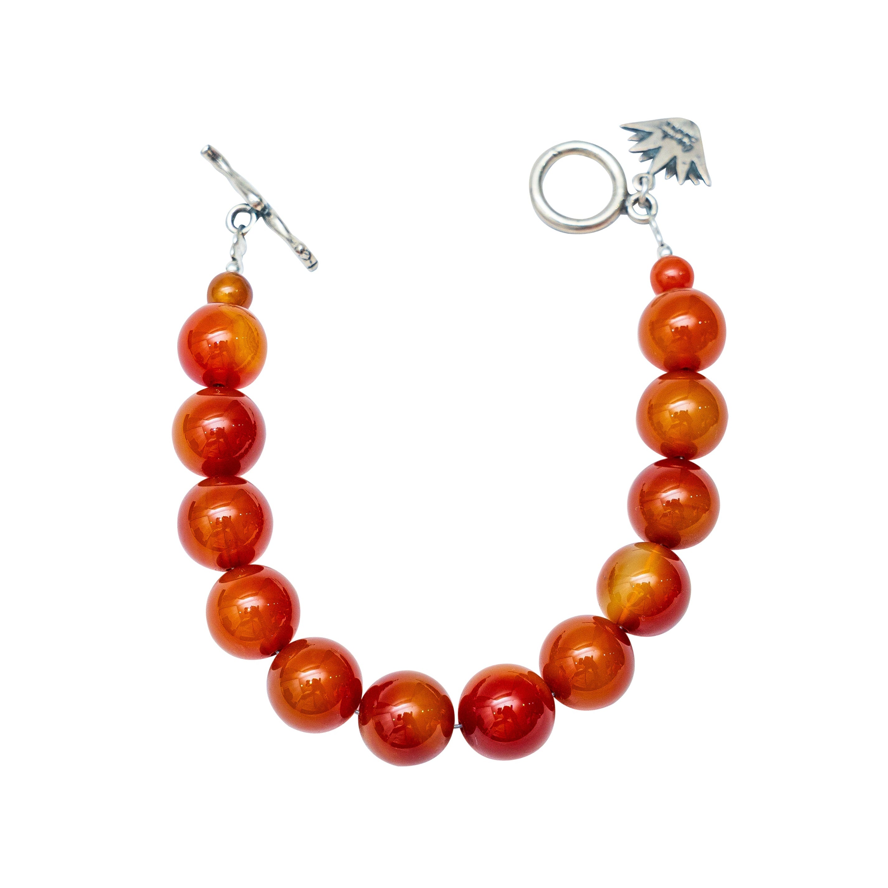 Pulsera Fuego Ancestral, joya de plata .925, con cornalina – Gabriela Sánchez
