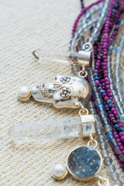 Collar Reflejo Ancestral, joya de plata .925, con cristal de roca y cuarzo tornasol – Gabriela Sánchez (vista 3)