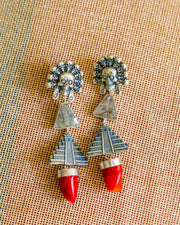 Aretes Favor Divino, joya de plata .925, con coral y cuarzo turmalinado – Gabriela Sánchez (vista 3)