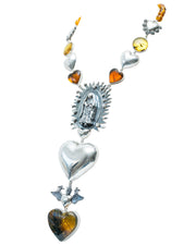 Collar Corazón de Guadalupana, joya de plata .925, con ámbar – Gabriela Sánchez (vista 4)