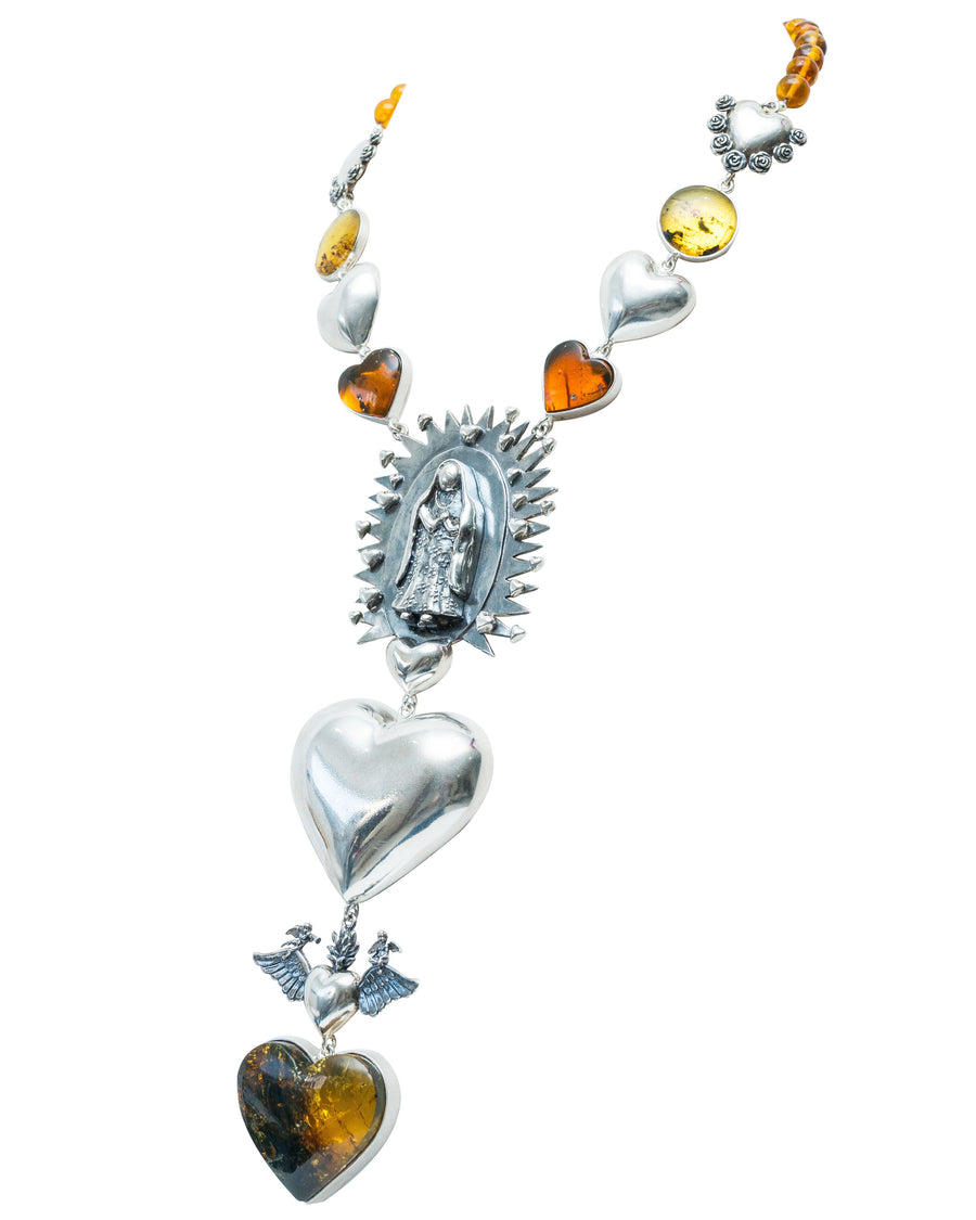 Collar Corazón de Guadalupana, joya de plata .925, con ámbar – Gabriela Sánchez (vista 4)