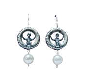 Aretes Tiempos de Cariño, joya de plata .925, con perla – Gabriela Sánchez