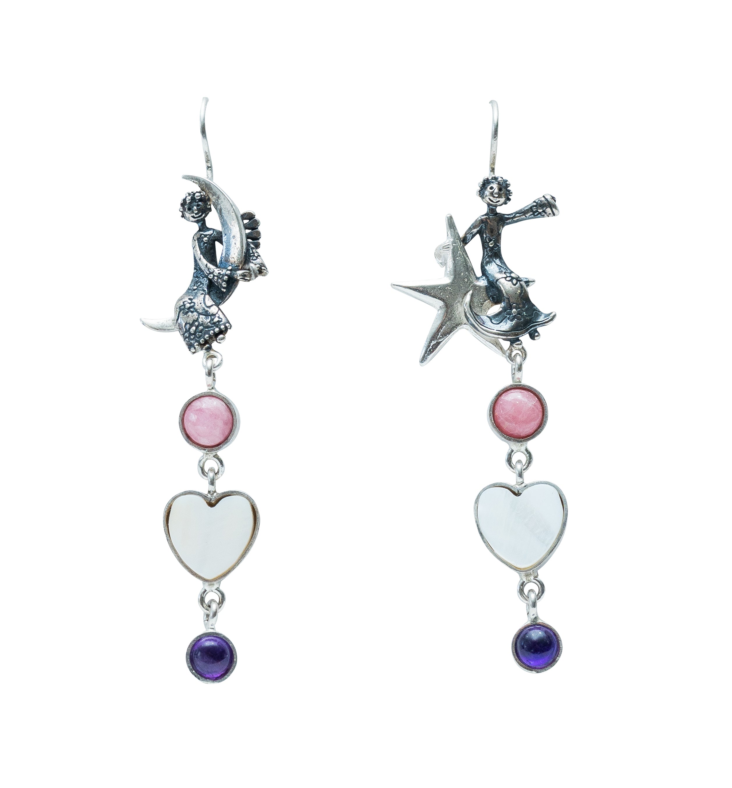 Aretes Bajo el Cielo de Mamá, joya de plata .925, con concha y amatista – Gabriela Sánchez
