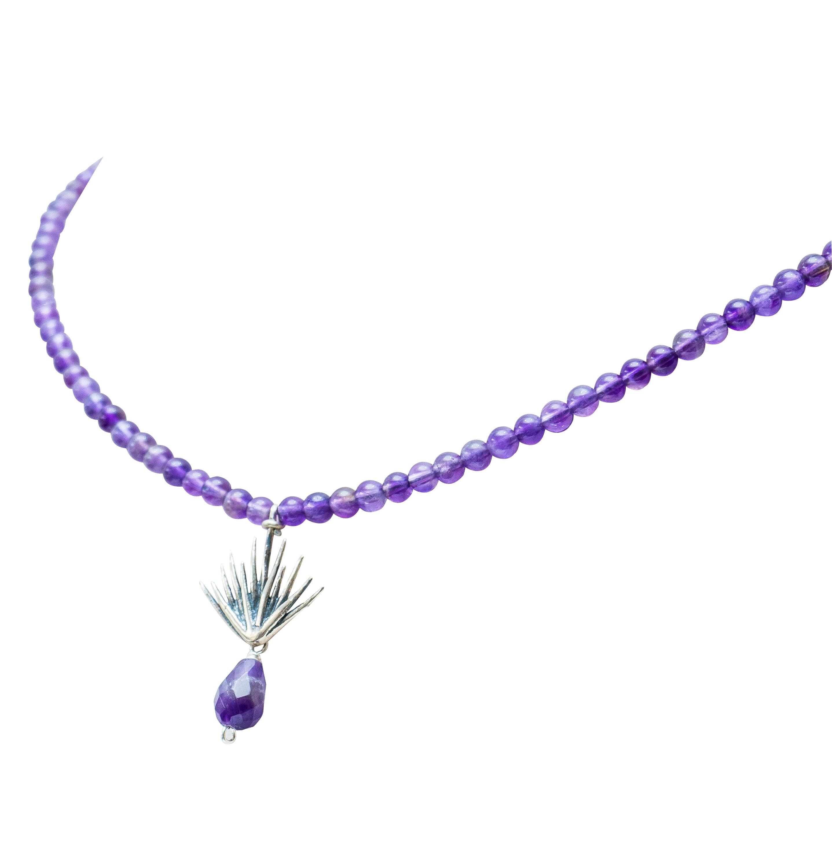 Gargantilla Agave Lavanda, joya de plata .925, con amatista – Gabriela Sánchez (vista 2)