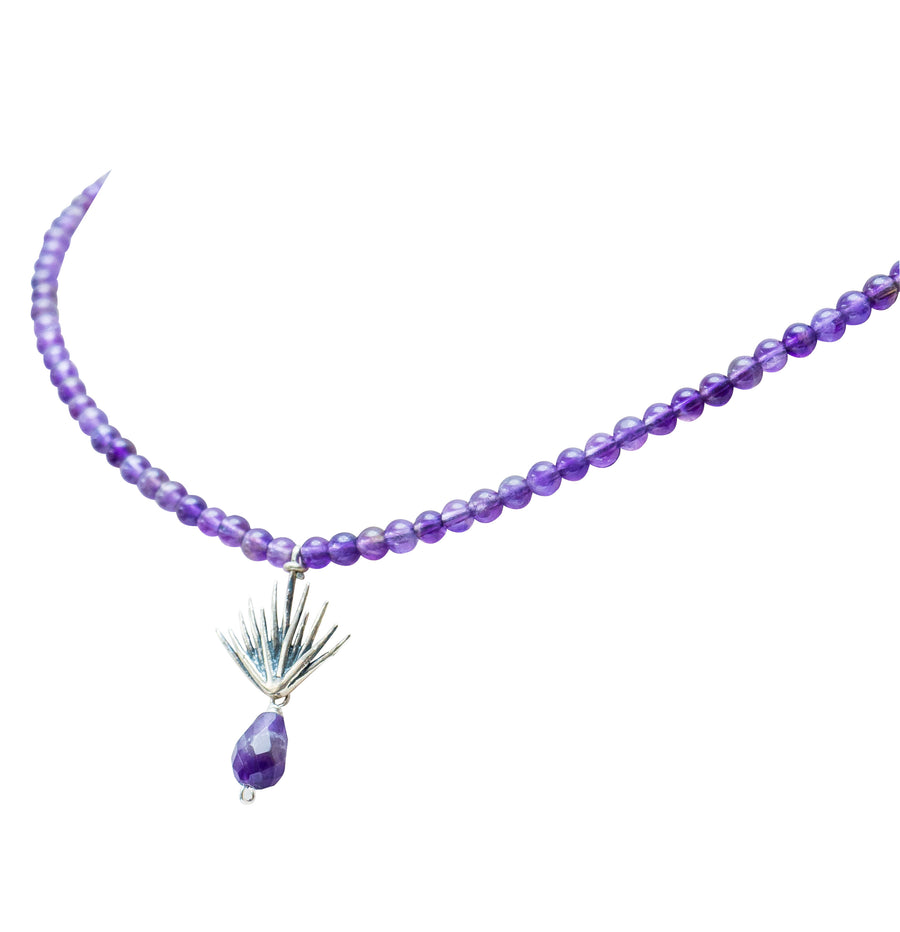 Gargantilla Agave Lavanda, joya de plata .925, con amatista – Gabriela Sánchez (vista 2)
