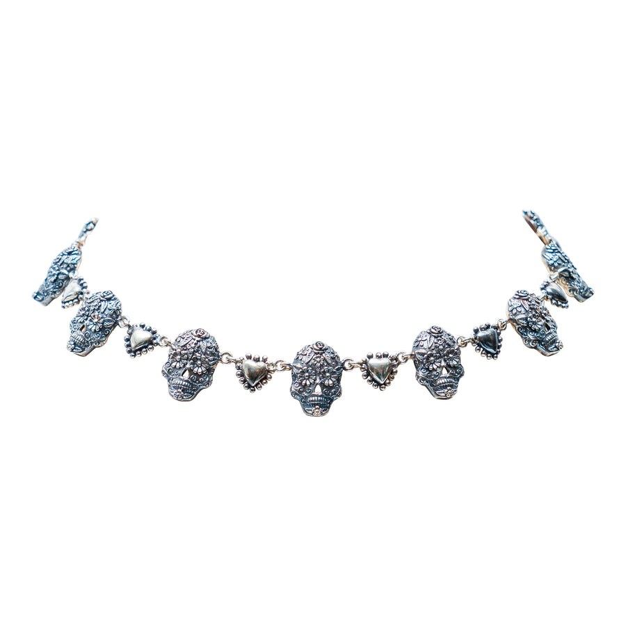 Gargantilla Calaca Corazón, joya de plata .925 – Gabriela Sánchez