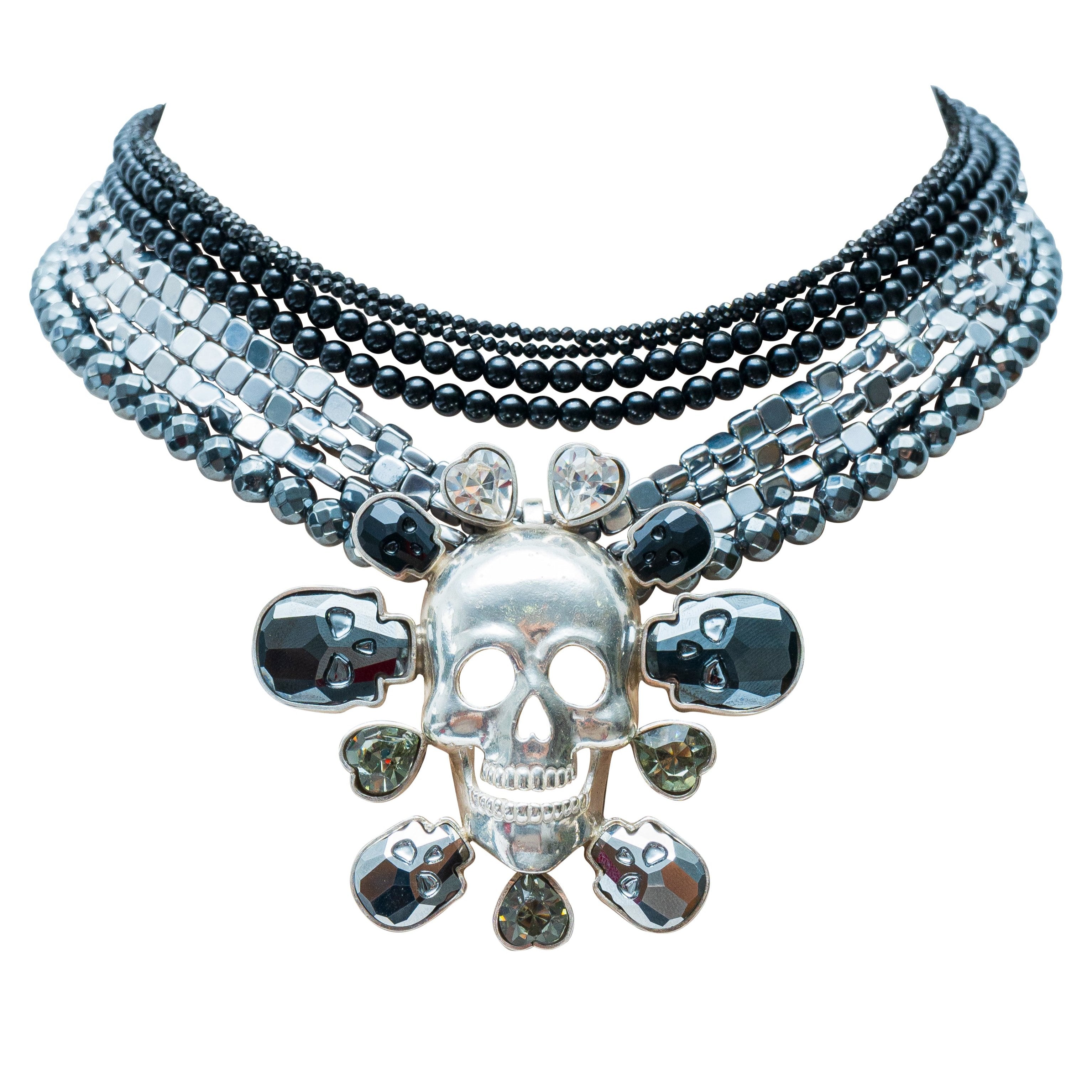 Collar Recuerdos Luminosos, joya de plata .925, con hematita y ónix – Gabriela Sánchez