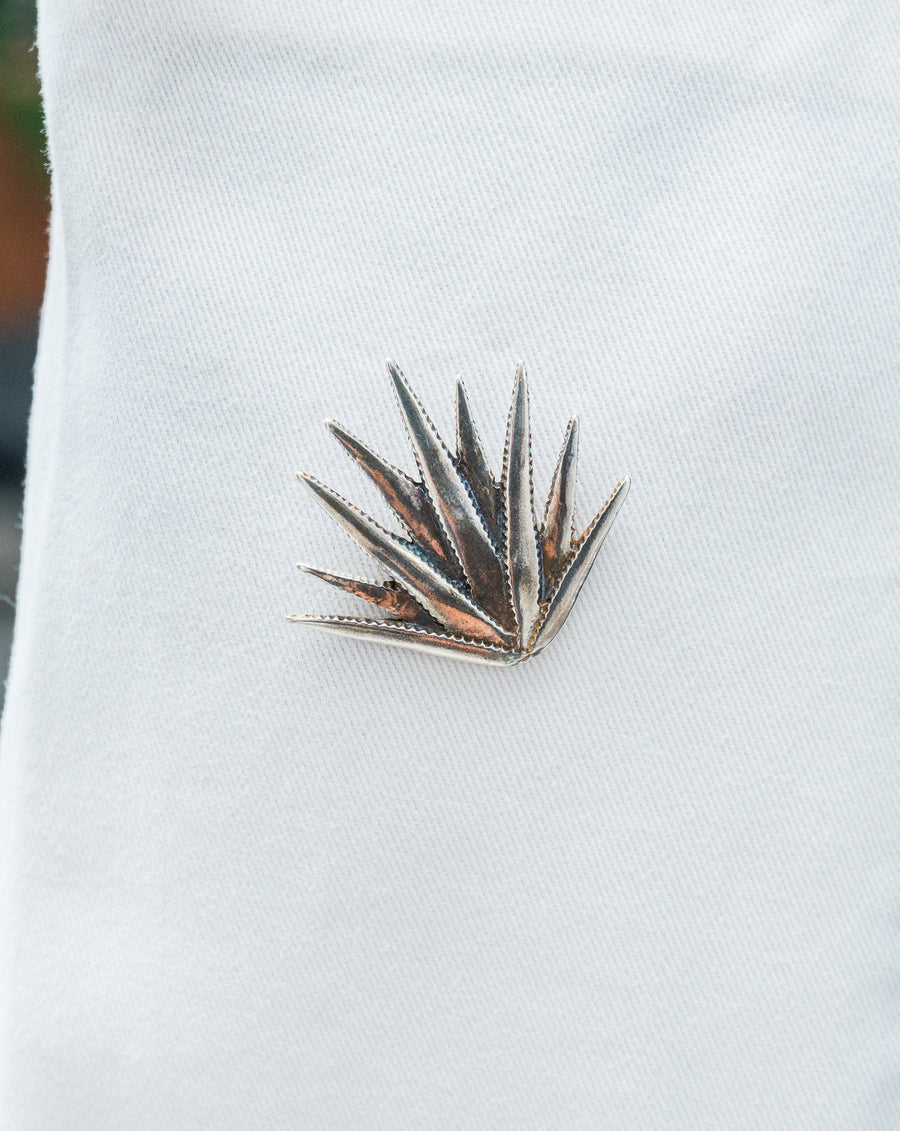 Pin de Agave Realista, joya de plata .925 – Gabriela Sánchez (vista 4)