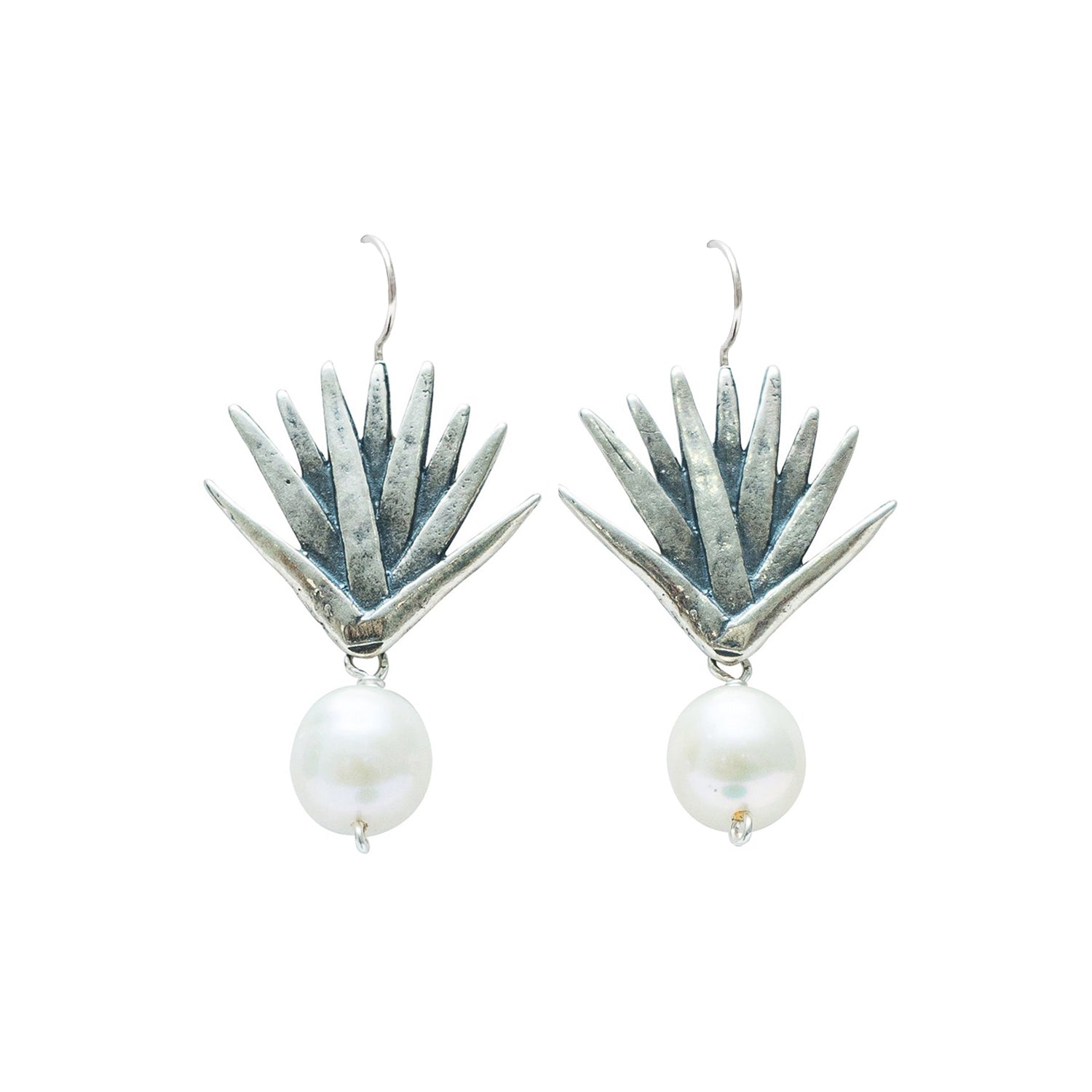 Aretes Agave Sueño 3 Perla, joya de plata .925 – Gabriela Sánchez