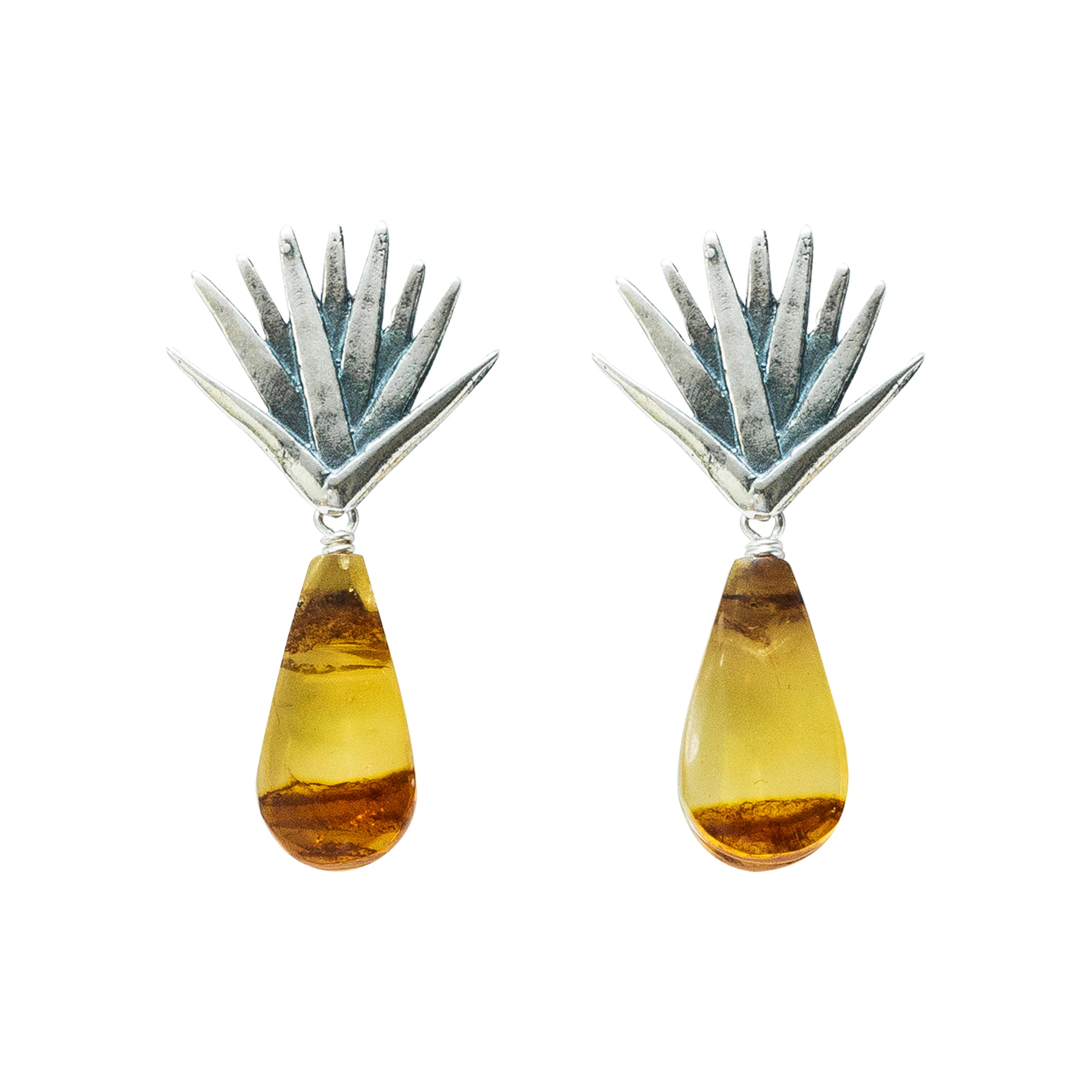Aretes Agave Victoria, joya de plata .925, con ámbar – Gabriela Sánchez