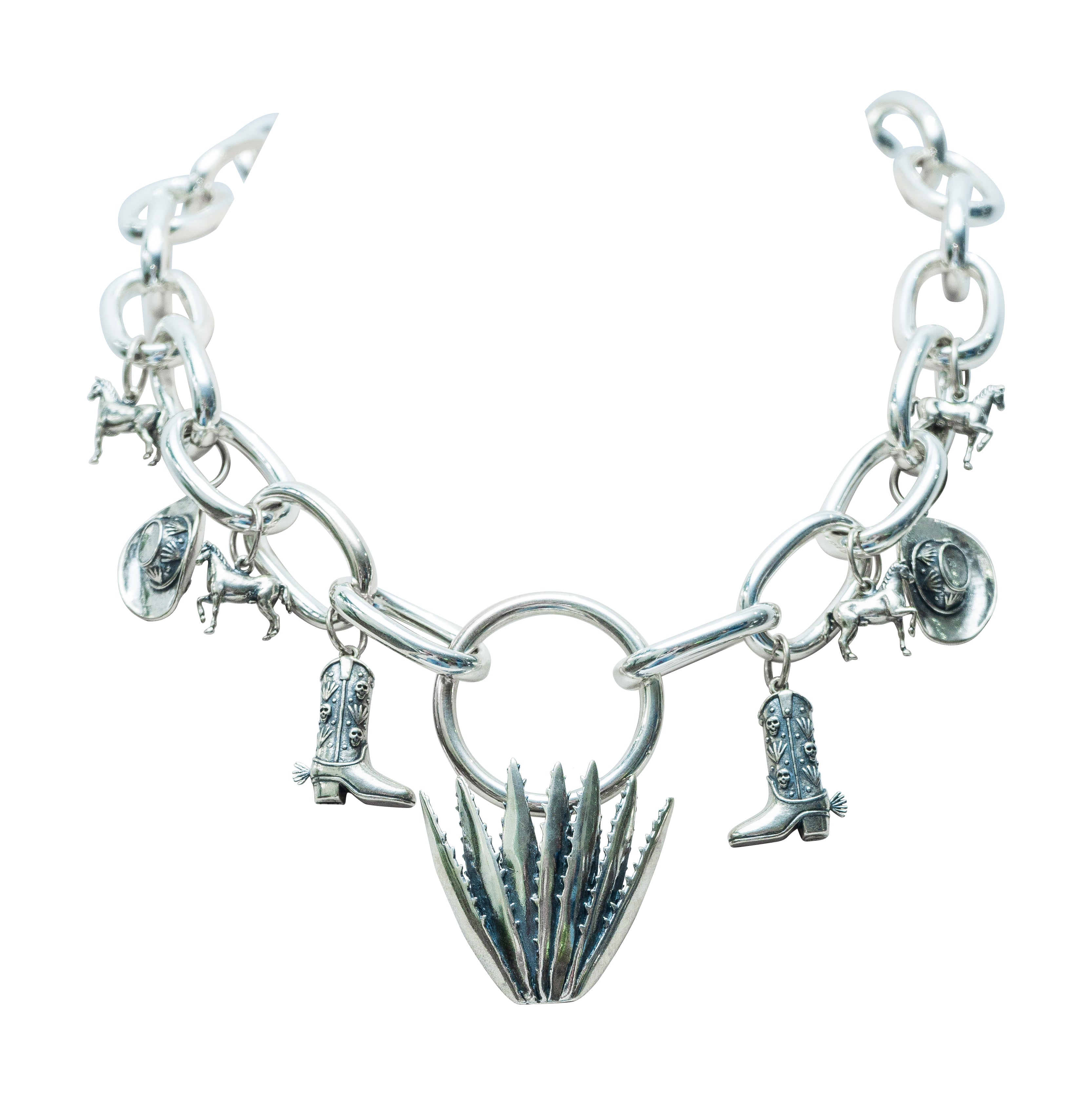 Collar Me Subo A Mi Caballo Y Me Pongo Mi Sombrero, joya de plata .925 – Gabriela Sánchez (vista 2)