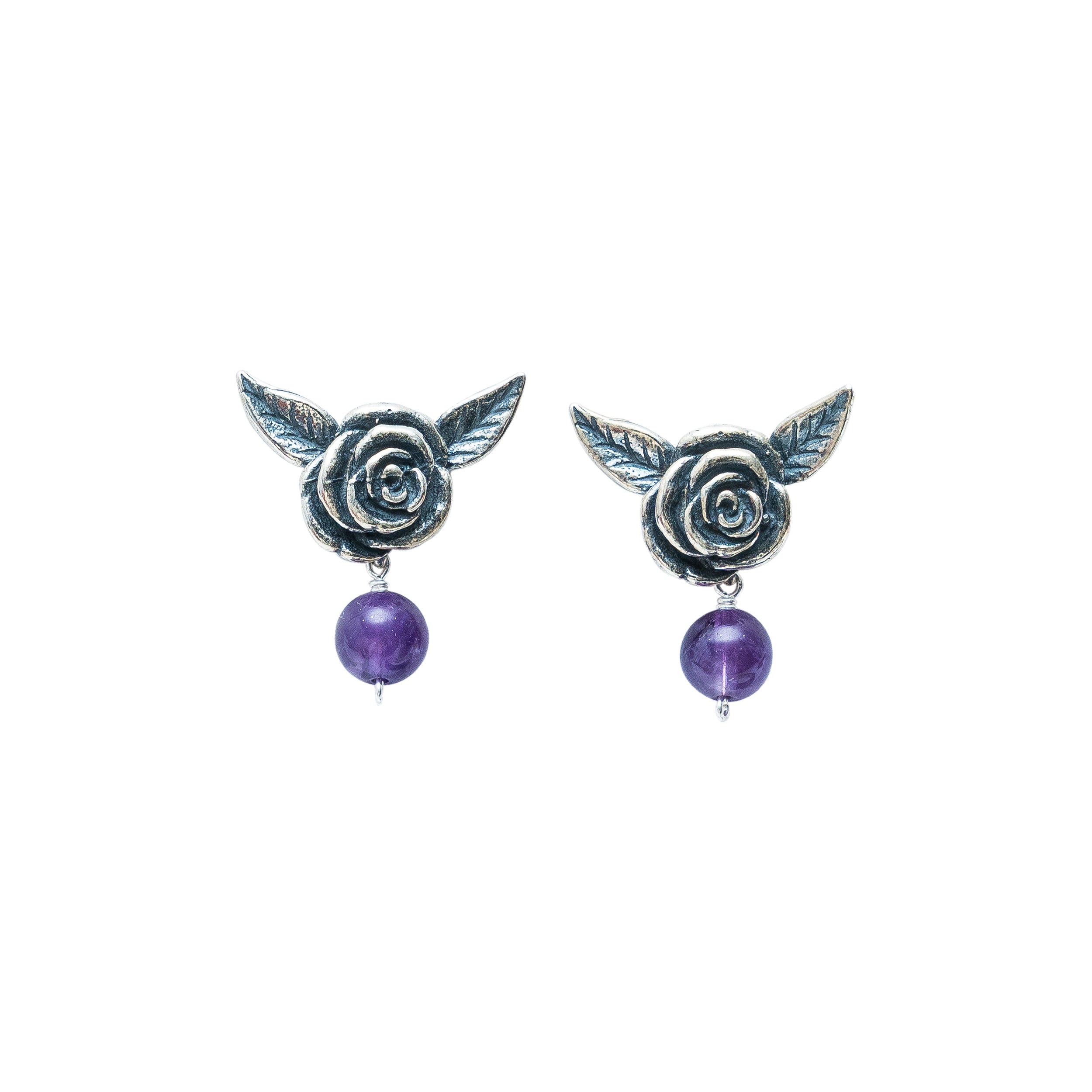 Aretes Flor Memoria, joya de plata .925, con amatista – Gabriela Sánchez