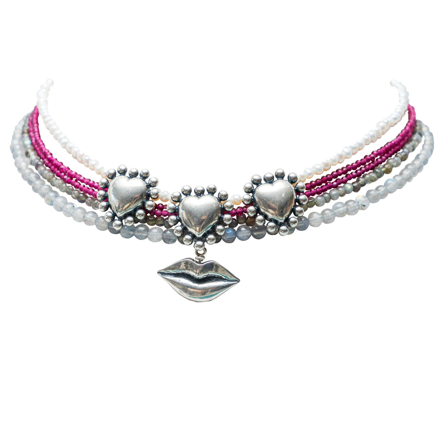 Choker Corazón Enamorado, joya de plata .925, con rubí y perla – Gabriela Sánchez