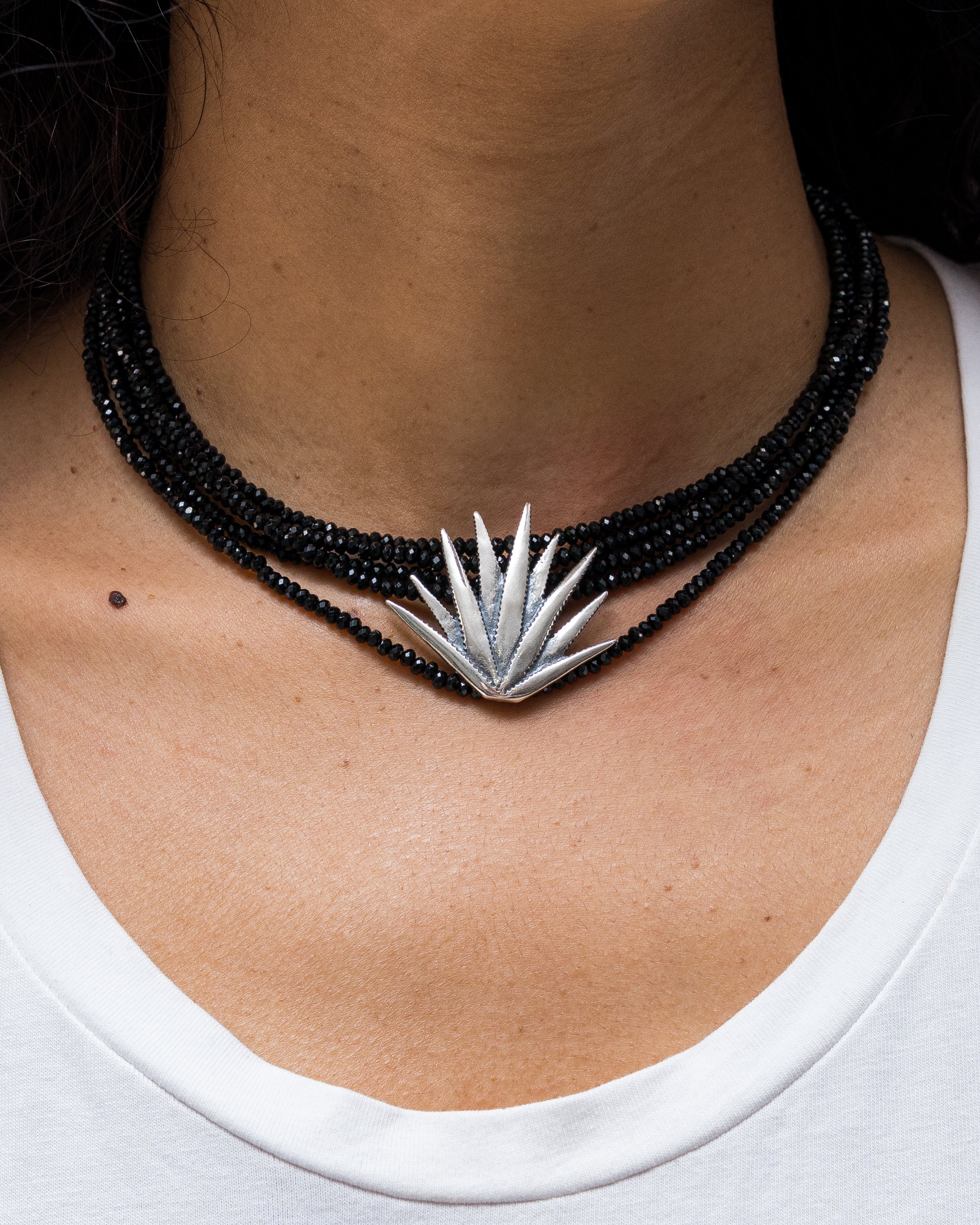 Choker Agave Spinel, joya de plata .925 – Gabriela Sánchez (vista 2)