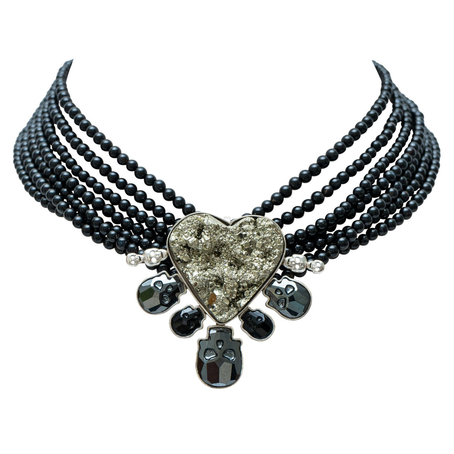 Collar Corazón de Calavera, joya de plata .925, con ónix y pirita – Gabriela Sánchez (vista 3)