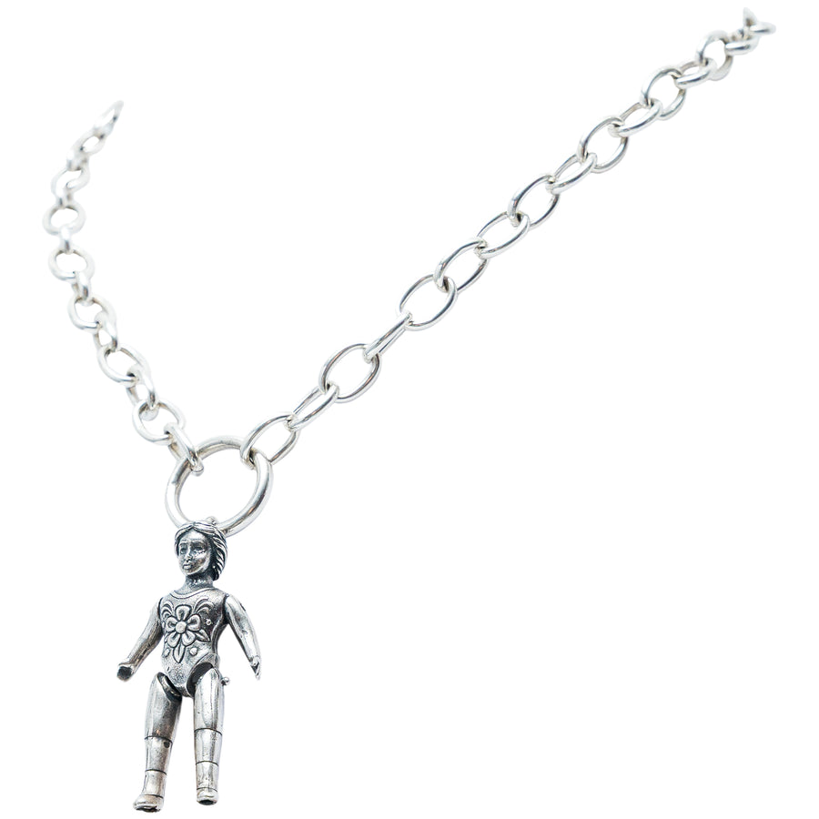 Collar Muñeca de Cartón, joya de plata .925 – Gabriela Sánchez (vista 3)