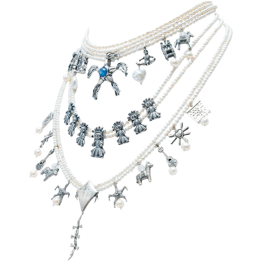 Collar Juegos de Vainilla, joya de plata .925, con perla – Gabriela Sánchez (vista 3)