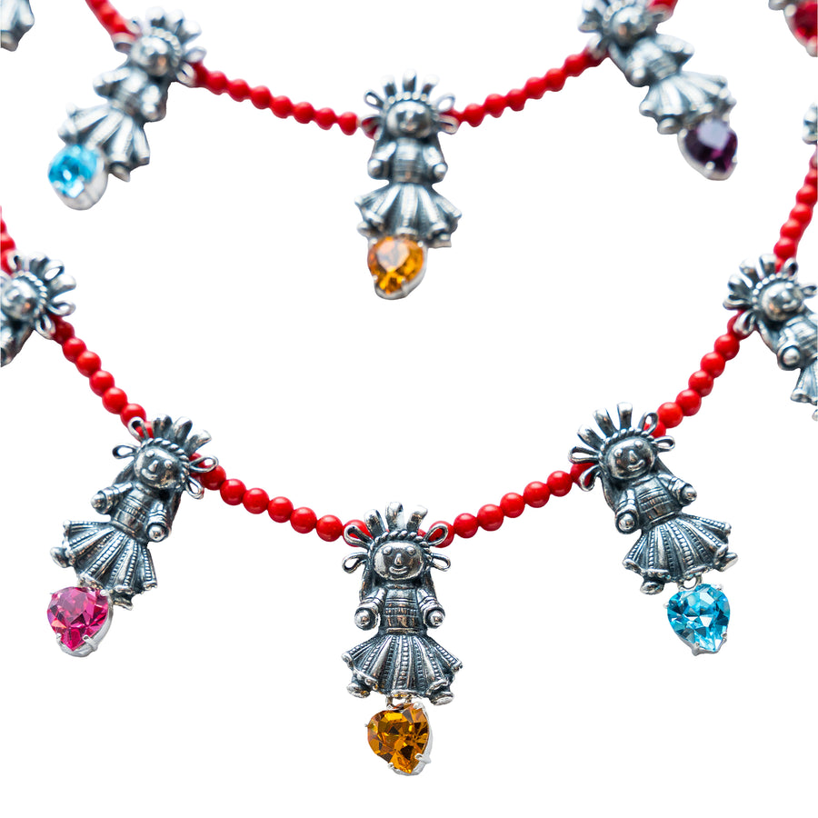 Collar Colección de Muñecas, joya de plata .925, con coral y cristal Swarovski – Gabriela Sánchez (vista 10)