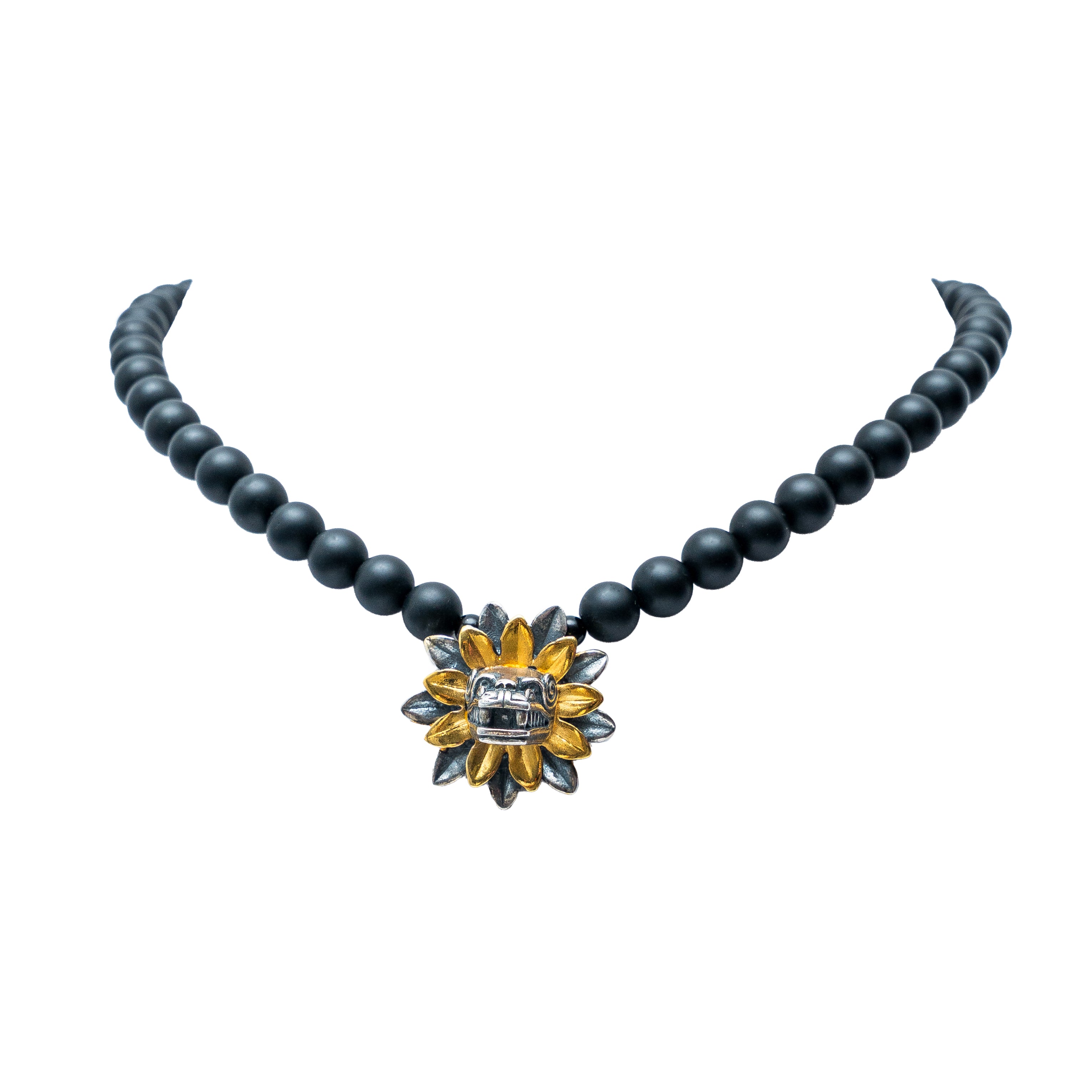 Collar Kukulcán Dorado, joya de plata .925, con obsidiana – Gabriela Sánchez