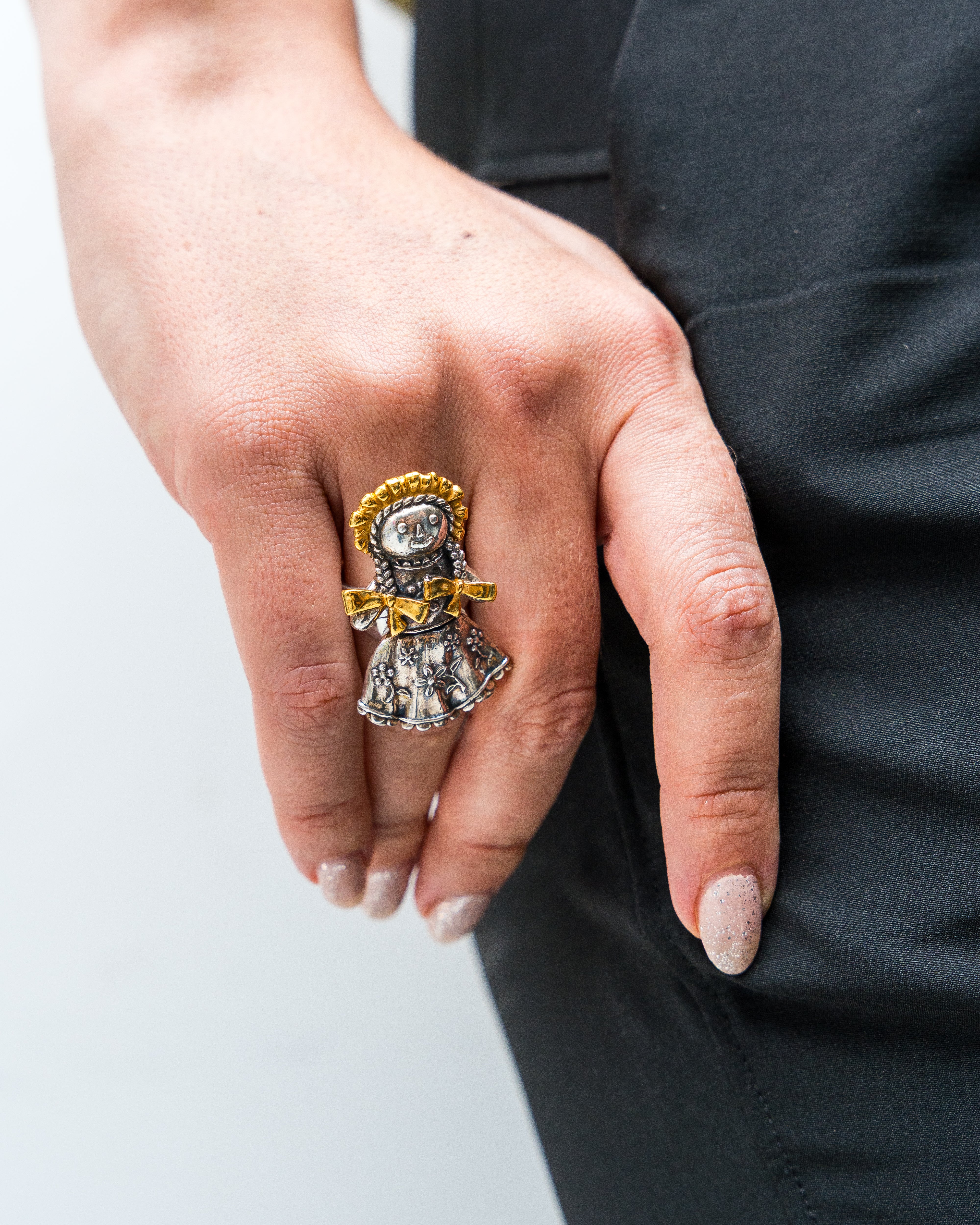 Anillo Muñeca de Oro, joya de plata .925 – Gabriela Sánchez (vista 2)