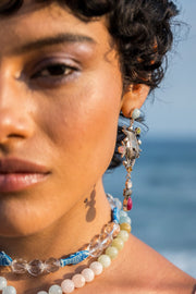 Aretes Playa del Amor, joya de plata .925, con rubí y aquamarina – Gabriela Sánchez (vista 3)