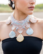 Collar Playa Paraíso, joya de plata .925, con cuarzo tornasol y concha – Gabriela Sánchez (vista 4)