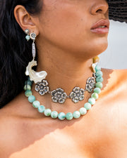 Aretes Marea Dulce, joya de plata .925, con angelita verde – Gabriela Sánchez (vista 3)