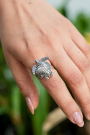 Anillo Tortuga Lunar, joya de plata .925 – Gabriela Sánchez (vista 2)