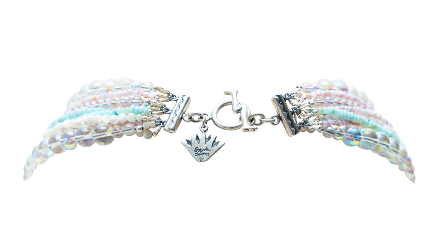 Collar Playa Paraíso, joya de plata .925, con cuarzo tornasol y concha – Gabriela Sánchez (vista 9)