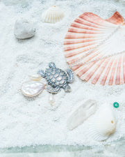 Dije Playa Tortuga, joya de plata .925, con perla – Gabriela Sánchez (vista 5)