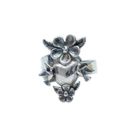 Anillo Corazón con Flores, joya de plata .925 – Gabriela Sánchez