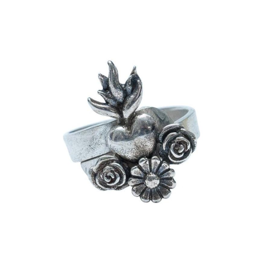 Anillo Corazón Ardiente, joya de plata .925 – Gabriela Sánchez