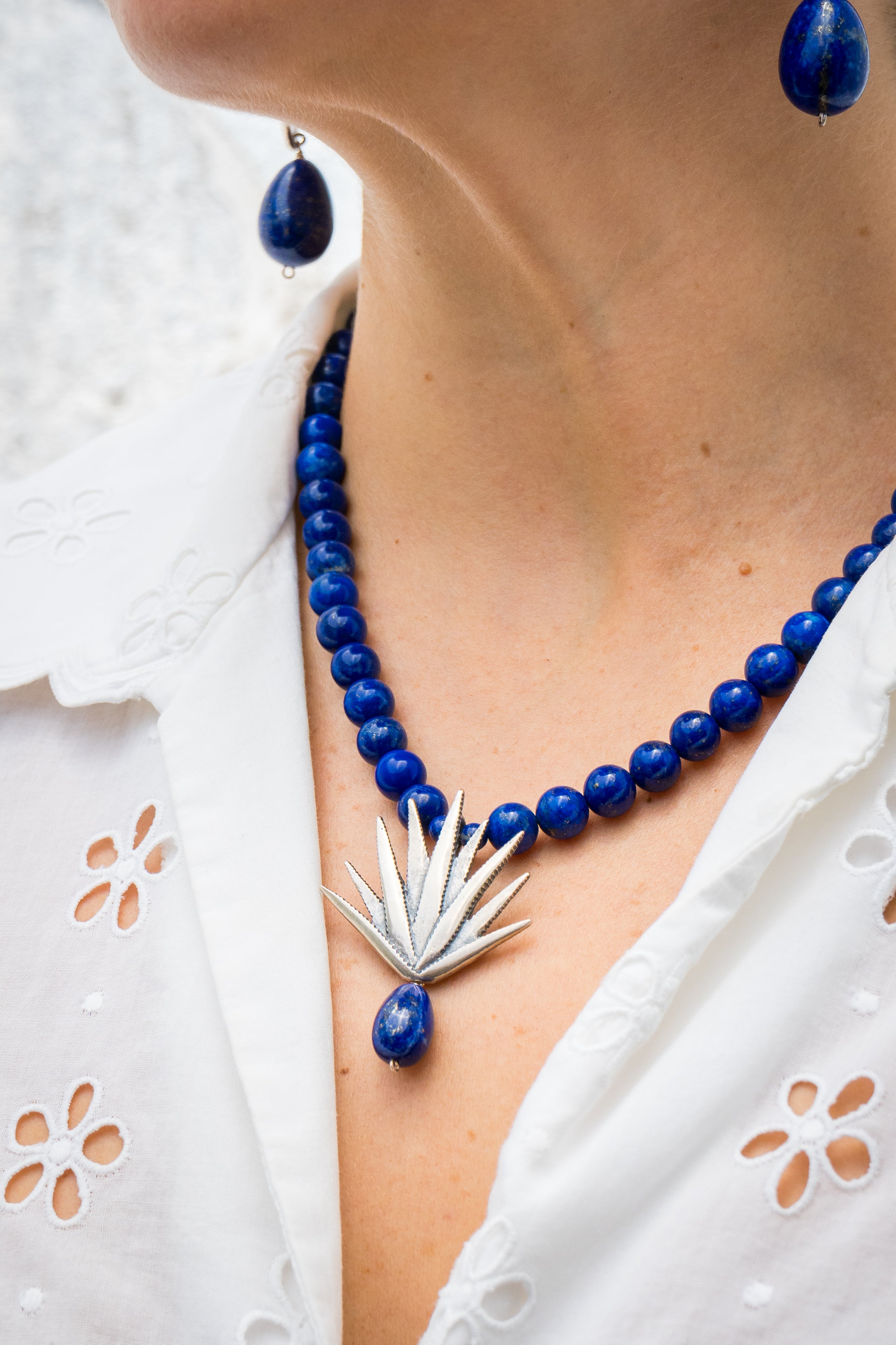 Collar Agave Sobre Lapislázuli, joya de plata .925 – Gabriela Sánchez