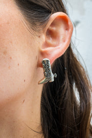 Aretes Al Ruedo, joya de plata .925 – Gabriela Sánchez (vista 2)