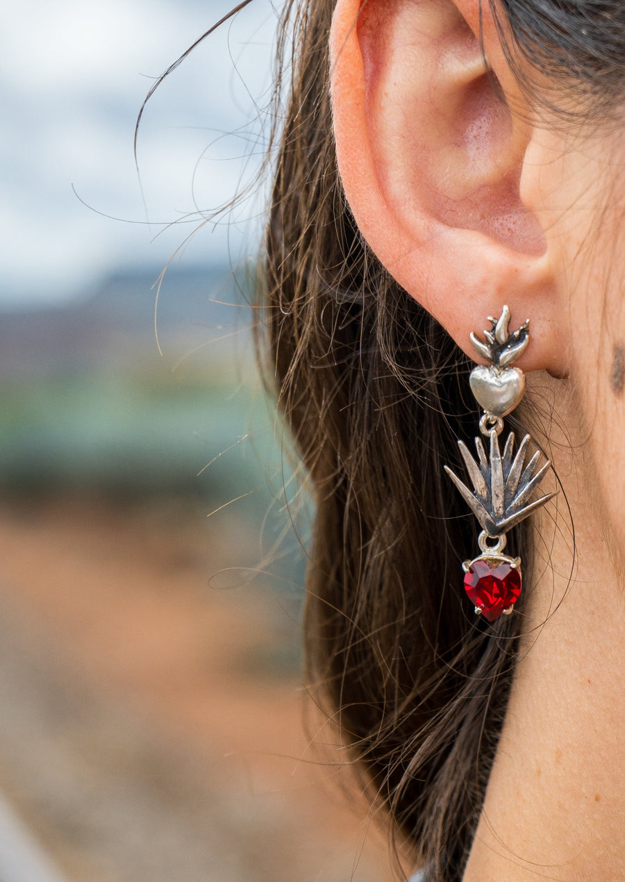 Aretes Tierra Roja, joya de plata .925, con cristal Swarovski – Gabriela Sánchez (vista 2)