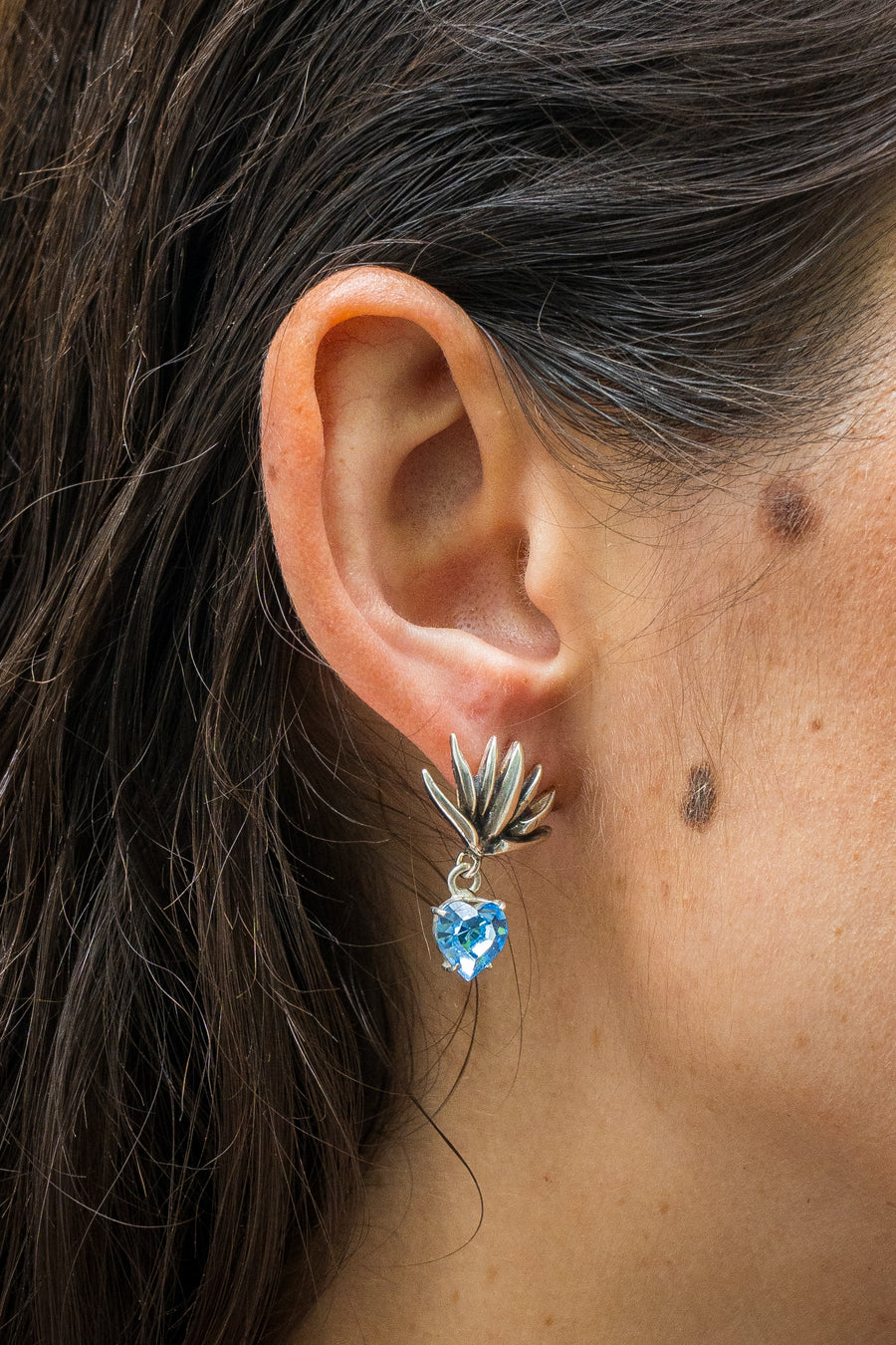 Aretes Agave Celeste, joya de plata .925, con cristal Swarovski – Gabriela Sánchez (vista 2)