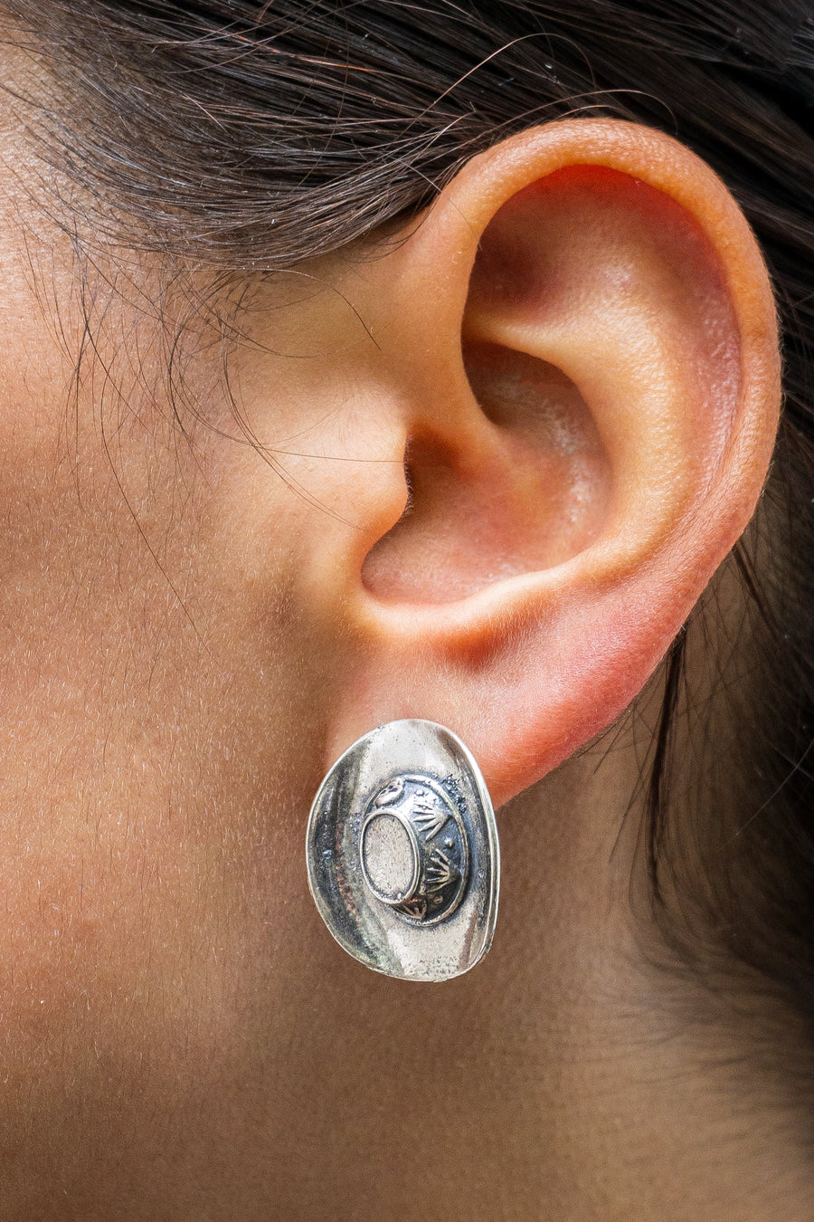 Aretes Sombrero Vaquero, joya de plata .925 – Gabriela Sánchez (vista 5)