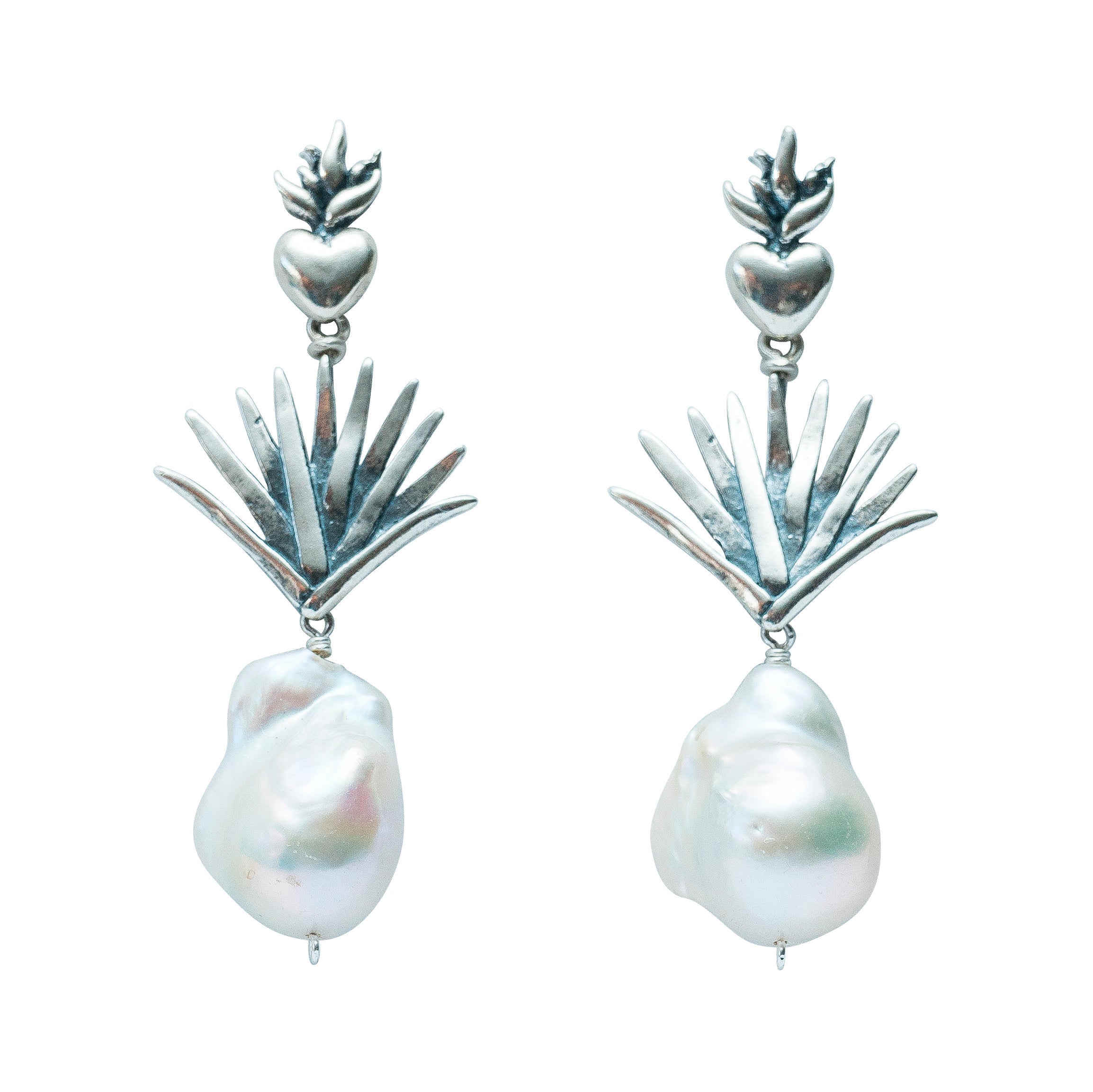 Aretes Agave Rosario, joya de plata .925, con perla – Gabriela Sánchez
